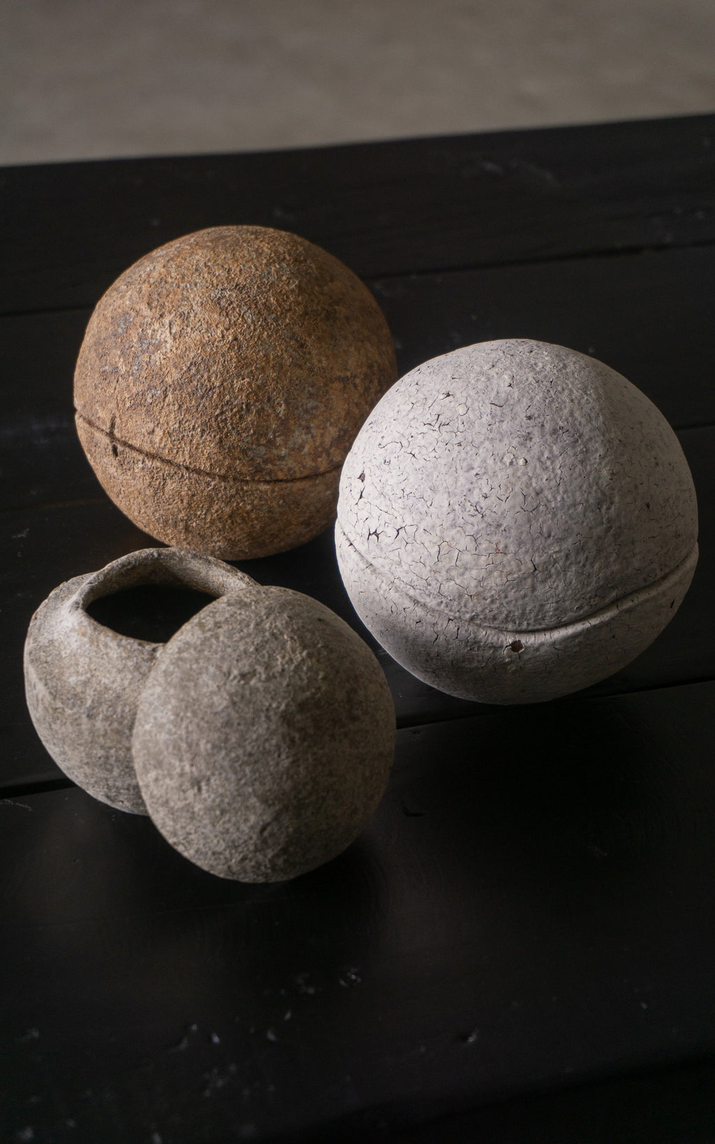 Lidded Spheres