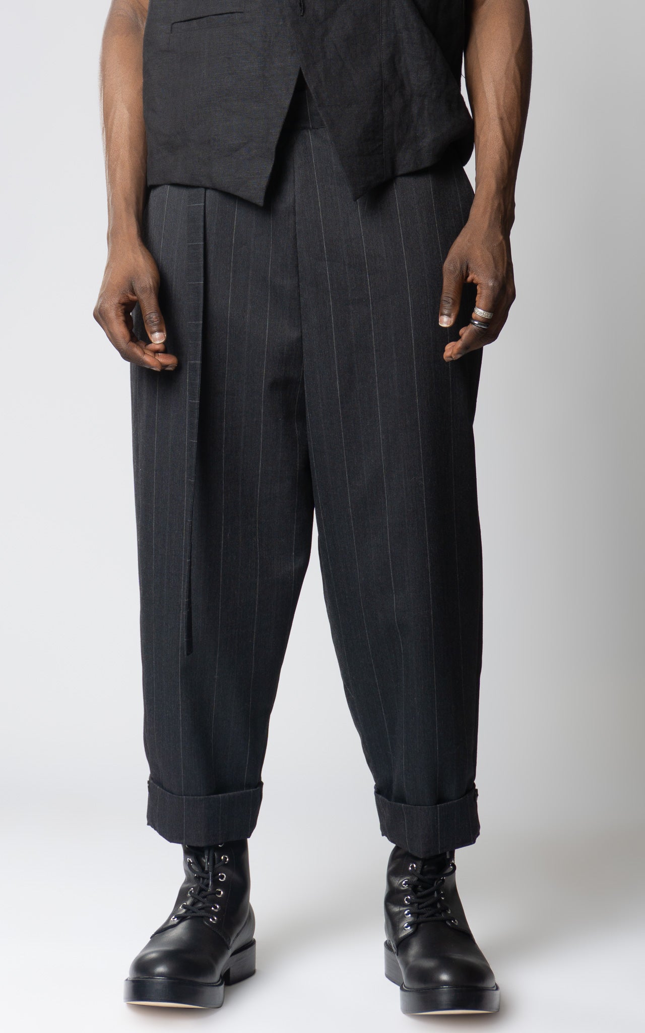 Dropcrotch Cuffed Trousers
