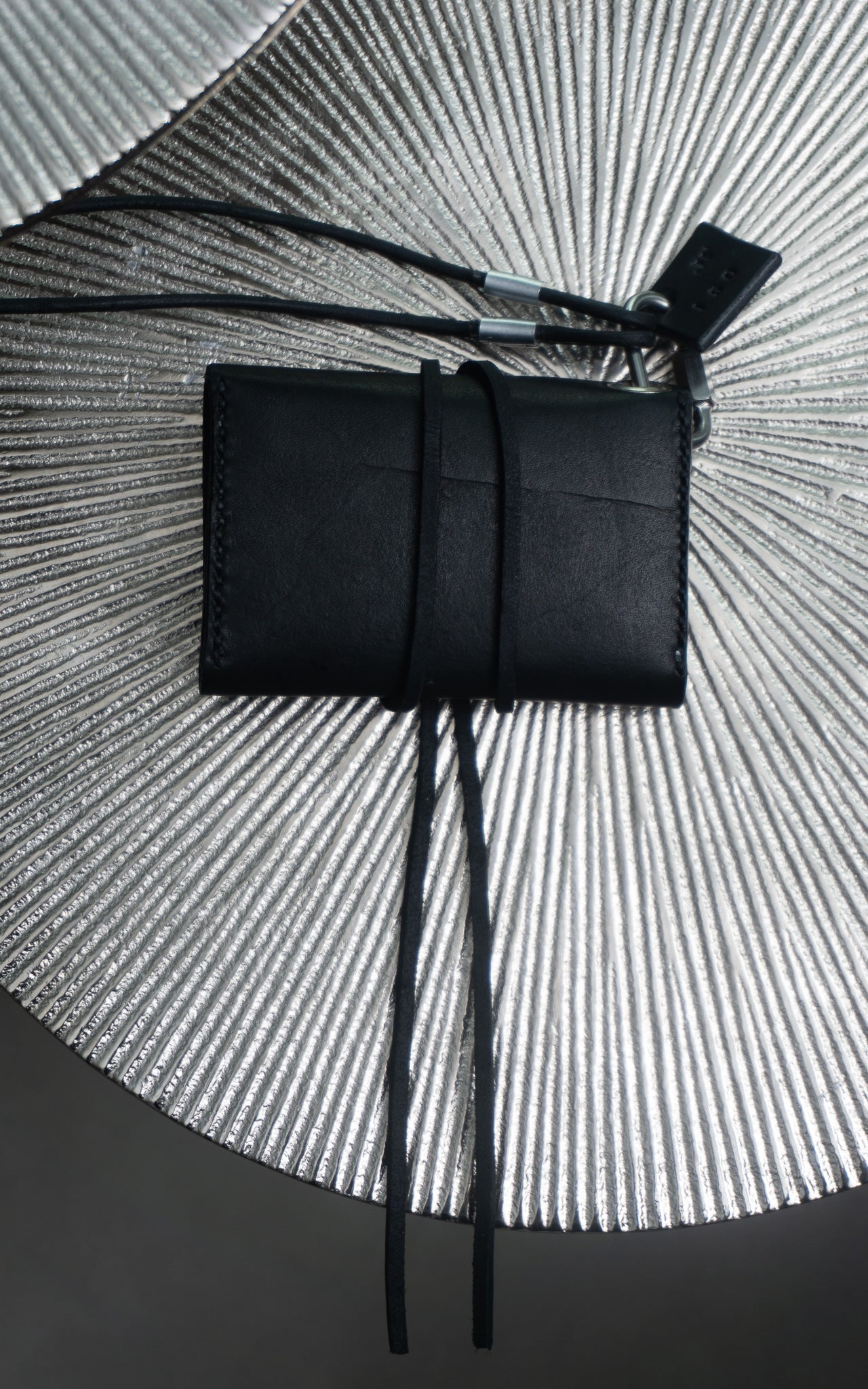 Facet Card Holder