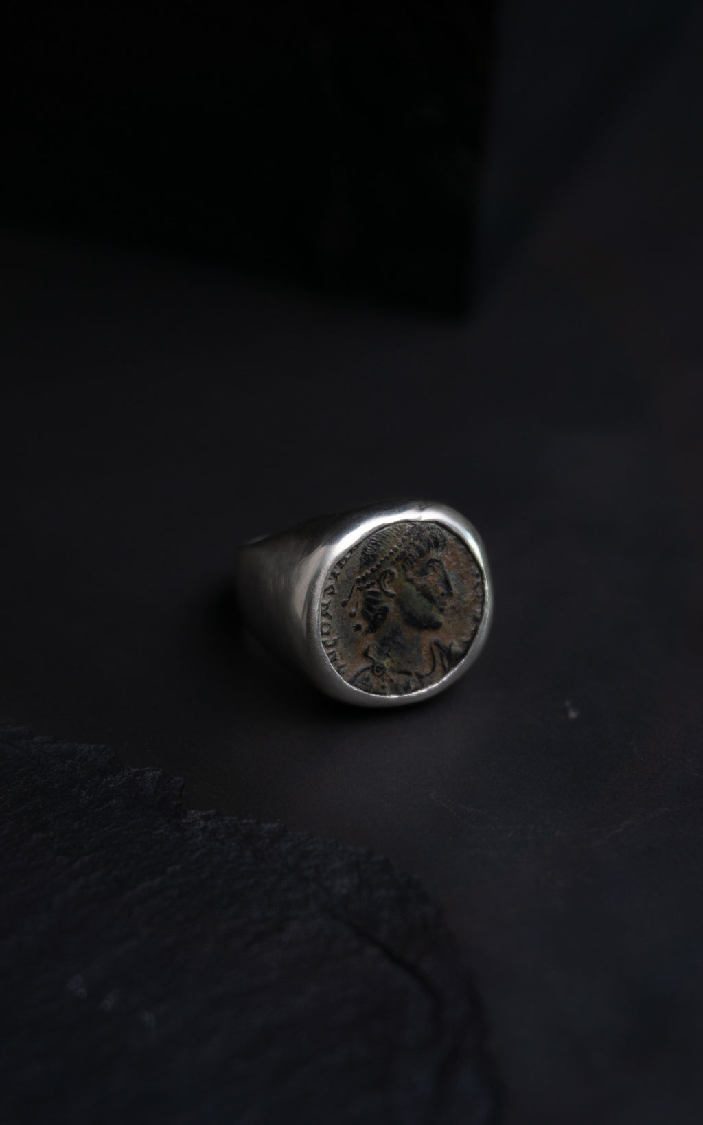 Constantius ii Signet