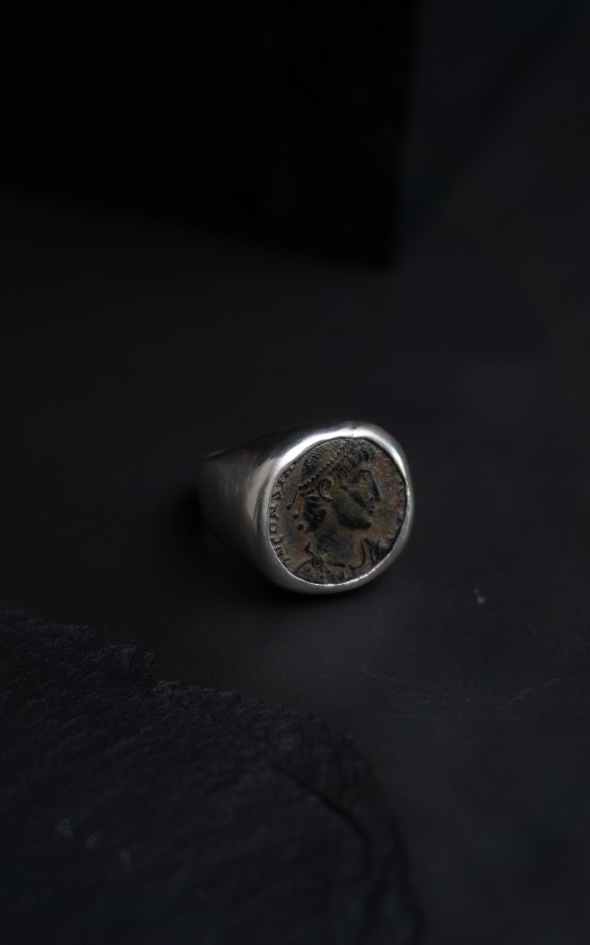 Constantius ii Signet
